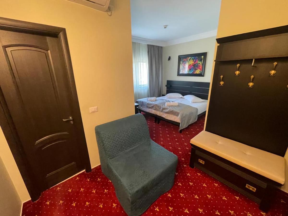 Casa Bucovineana Hotell Suceava Eksteriør bilde
