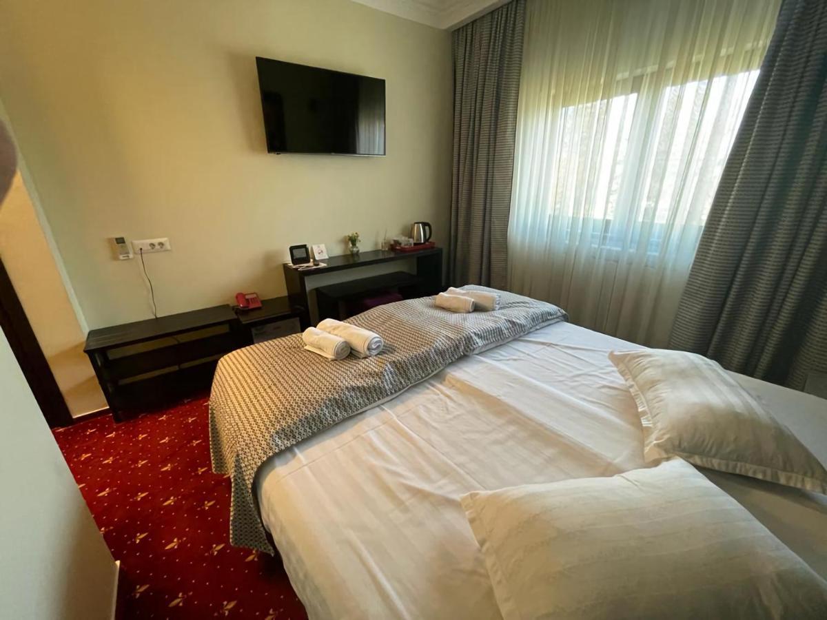 Casa Bucovineana Hotell Suceava Eksteriør bilde
