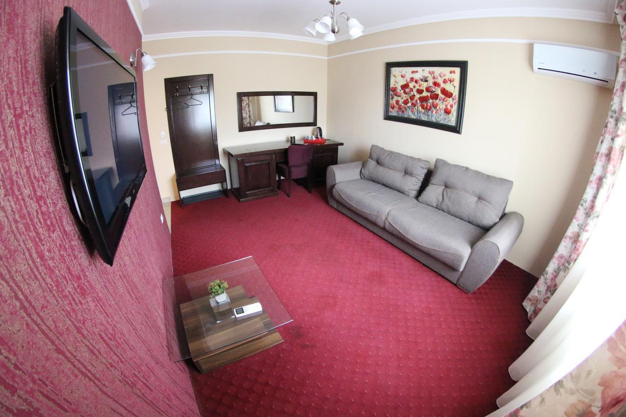 Casa Bucovineana Hotell Suceava Eksteriør bilde
