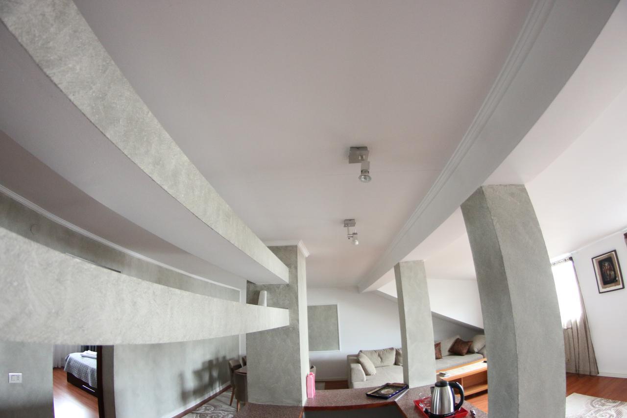 Casa Bucovineana Hotell Suceava Eksteriør bilde