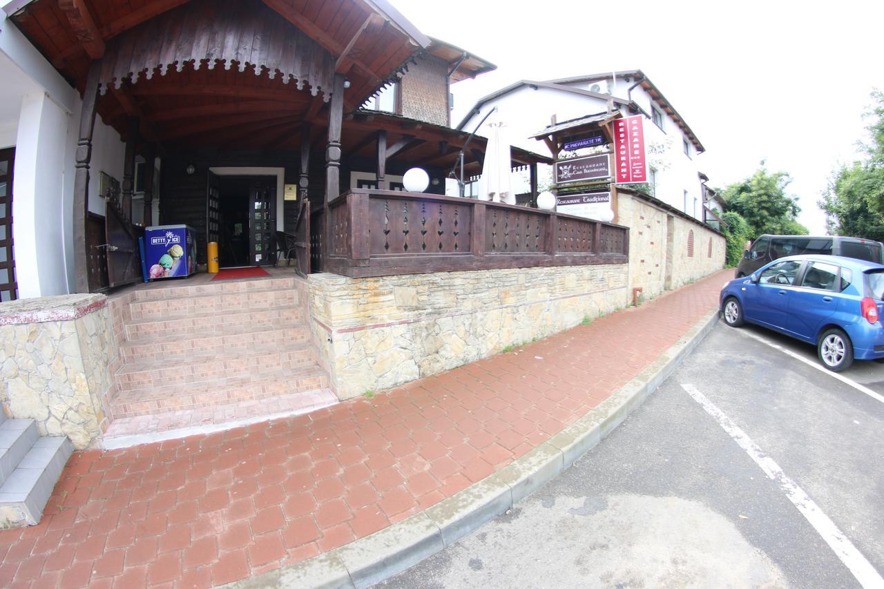 Casa Bucovineana Hotell Suceava Eksteriør bilde