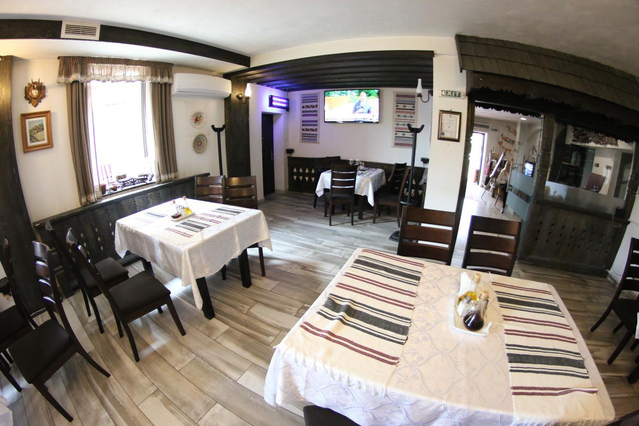 Casa Bucovineana Hotell Suceava Eksteriør bilde