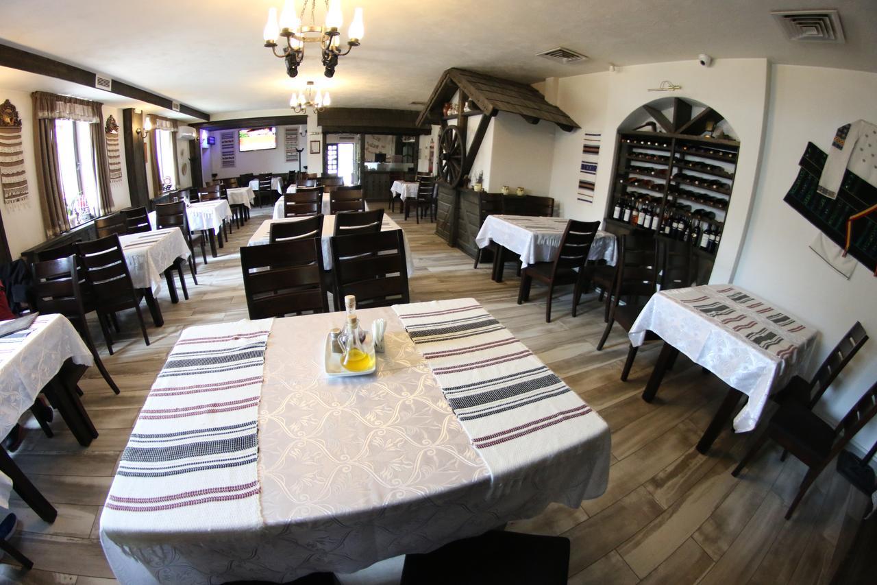 Casa Bucovineana Hotell Suceava Eksteriør bilde