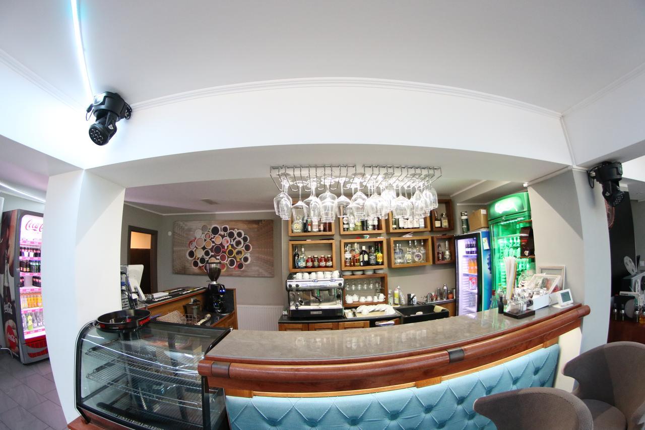 Casa Bucovineana Hotell Suceava Eksteriør bilde
