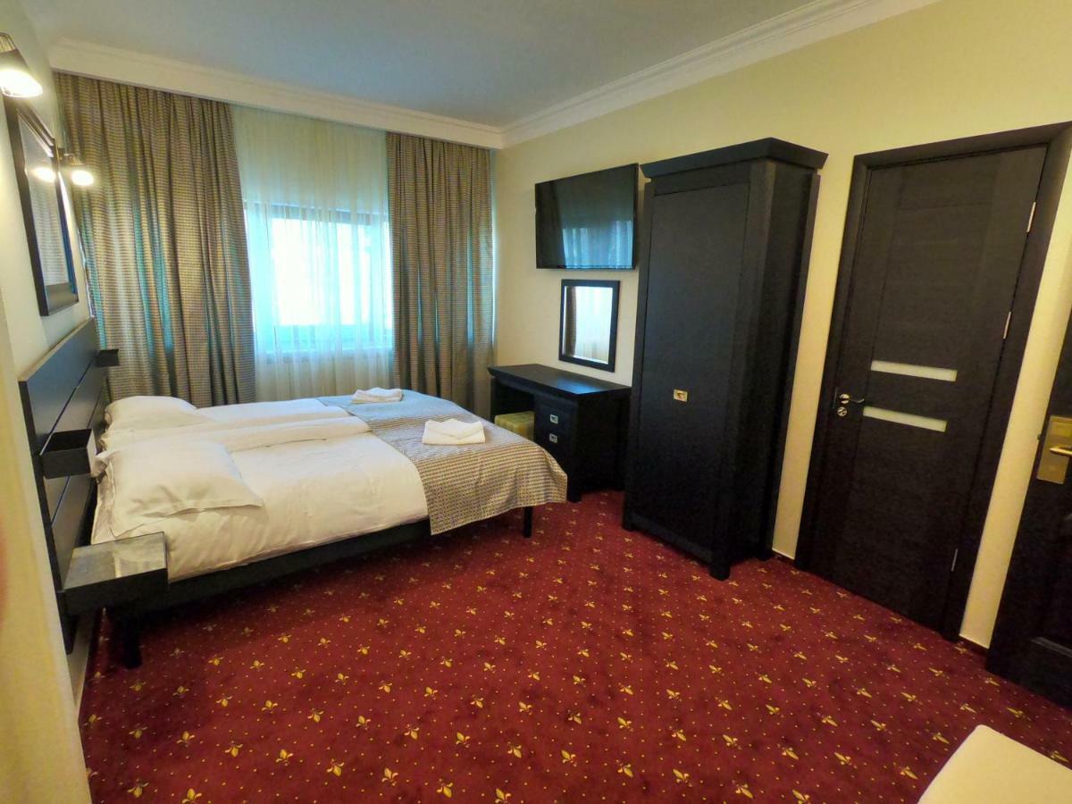Casa Bucovineana Hotell Suceava Eksteriør bilde