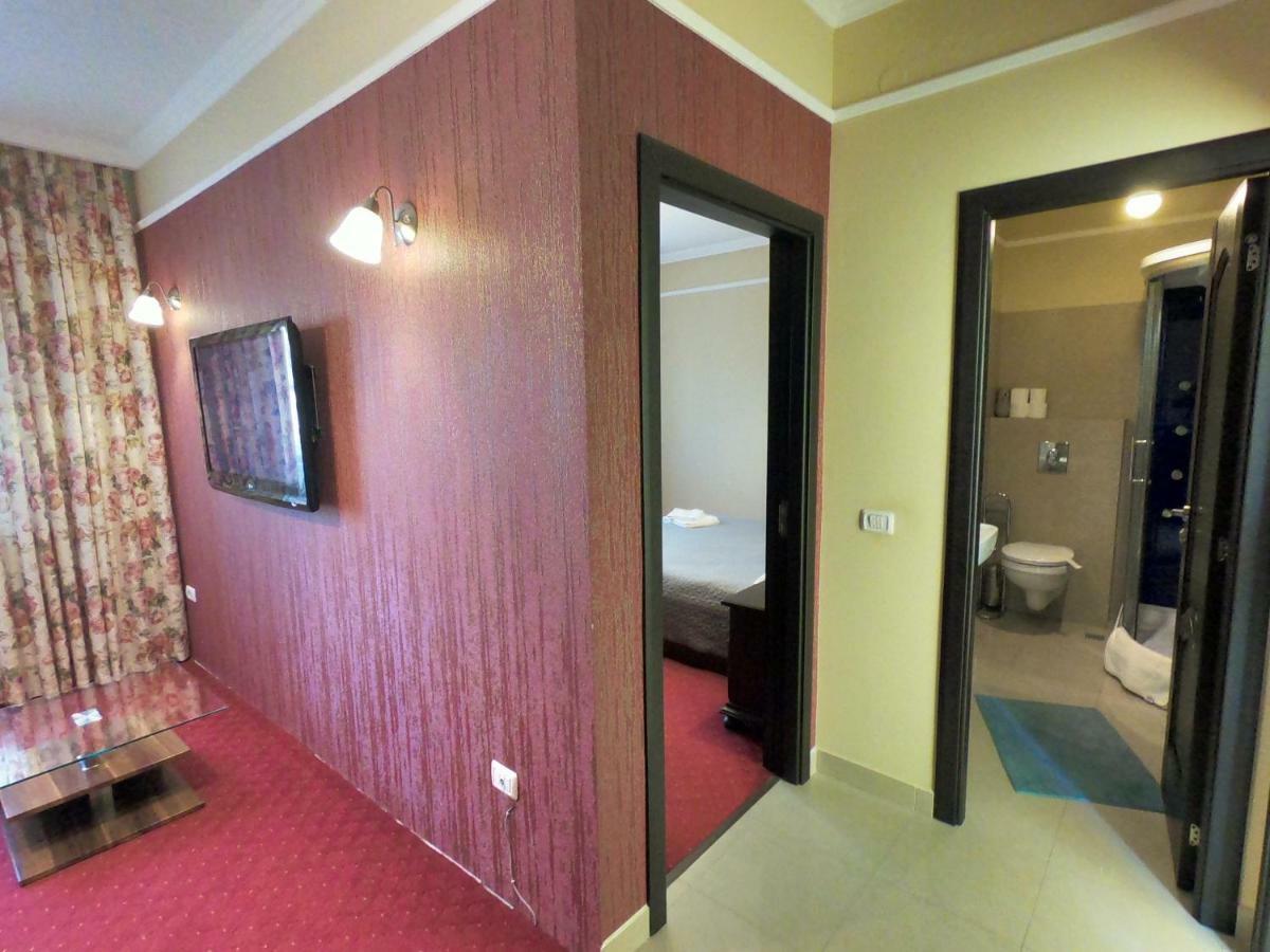 Casa Bucovineana Hotell Suceava Eksteriør bilde